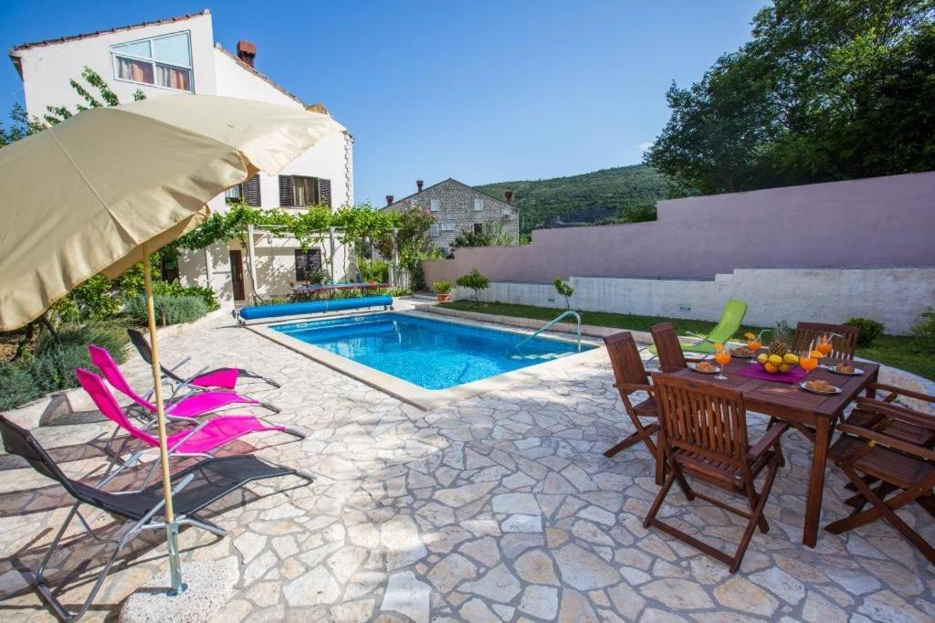 Apartments Villa Roza Mokošica الغرفة الصورة